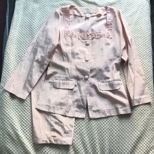 Victoria’s Secret vintage lounging suit pink brand new never worn Size Large